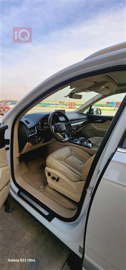 ئاودی Q7